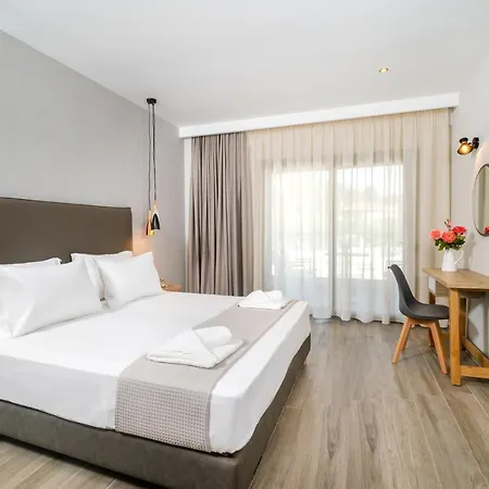 Ξενοδοχείο Aquamarine Luxury