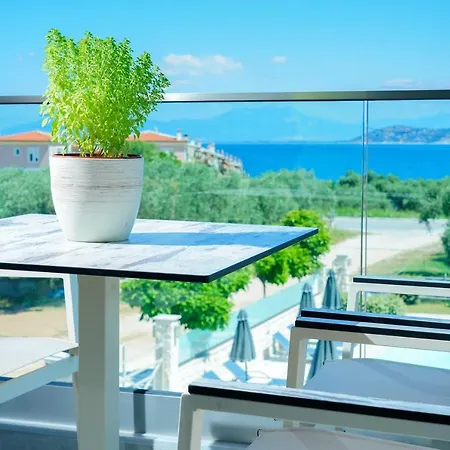 Aquamarine Luxury * Thasos