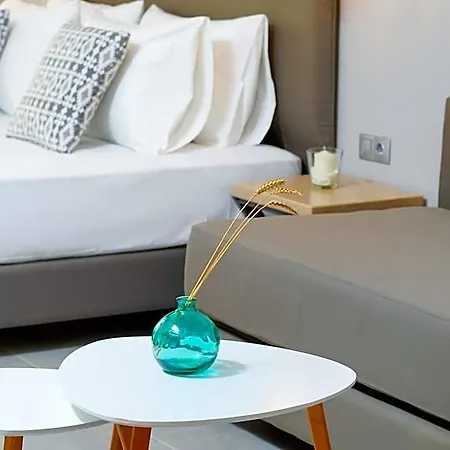 Aquamarine Luxury *
