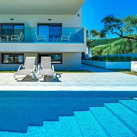 Aquamarine Luxury *