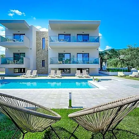 Aquamarine Luxury Hotel