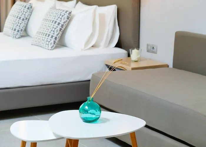 Aquamarine Luxury Hotel *